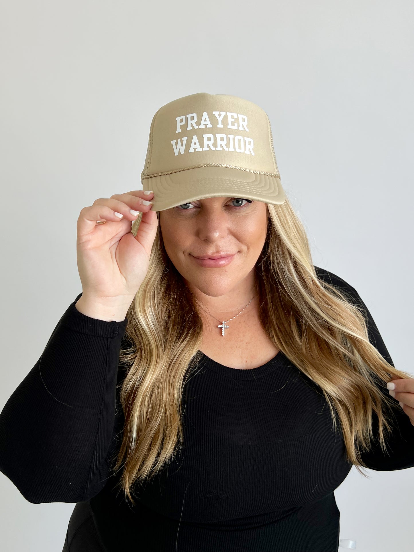 PRAYER WARRIOR TRUCKER HAT // BEIGE