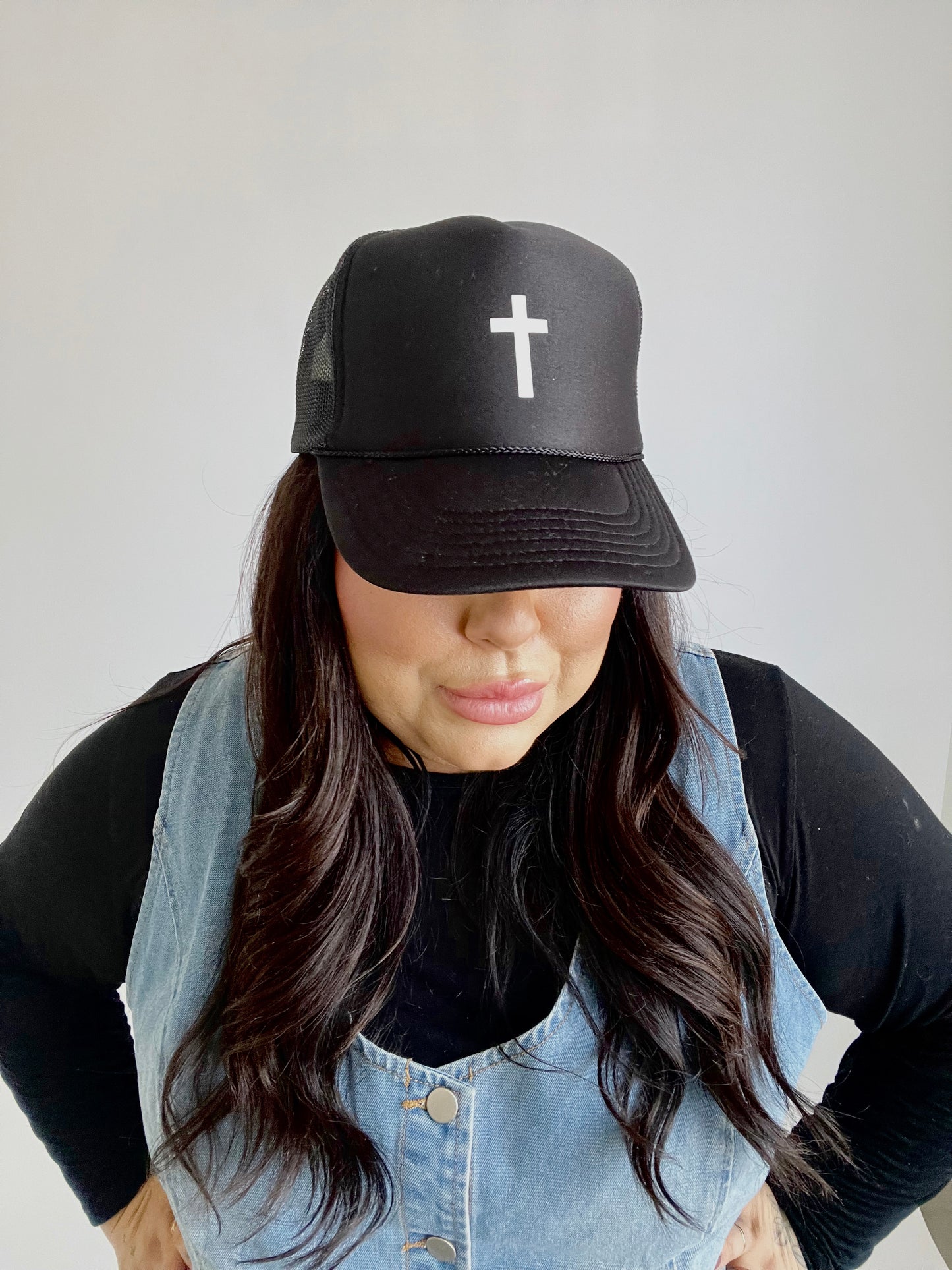 CROSS TRUCKER HAT // BLACK